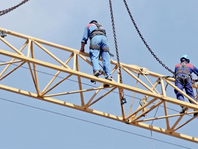 Nguy hiểm làm việc trên cao không có bảo hộ lao động